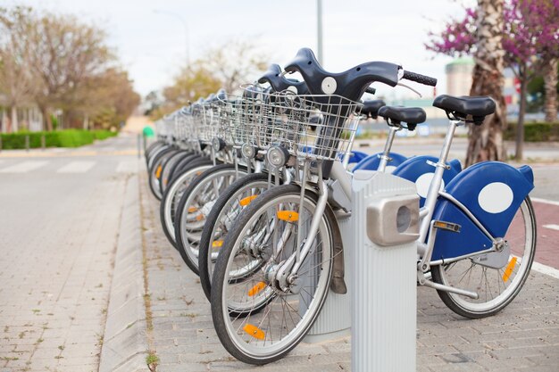 Bicis de alquiler en la calle