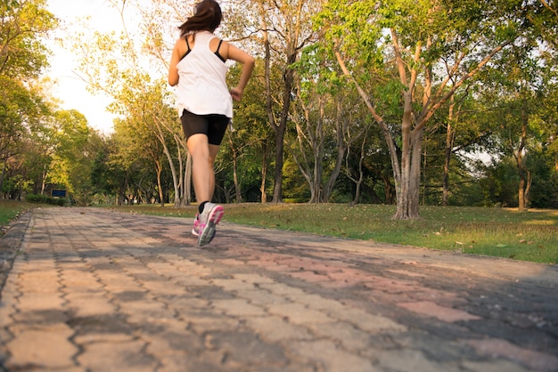 Foto gratuita bienestar deporte de acción energética deportiva