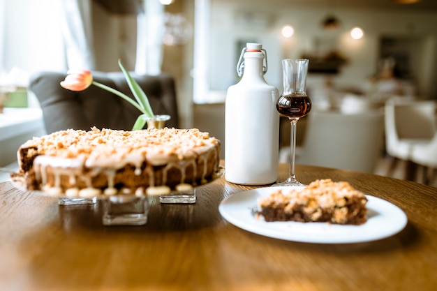 Bodegón de bar con tarta