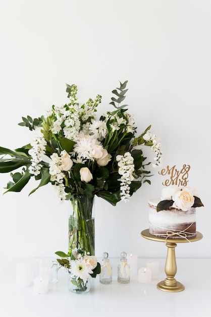 Bodegón de boda con flores