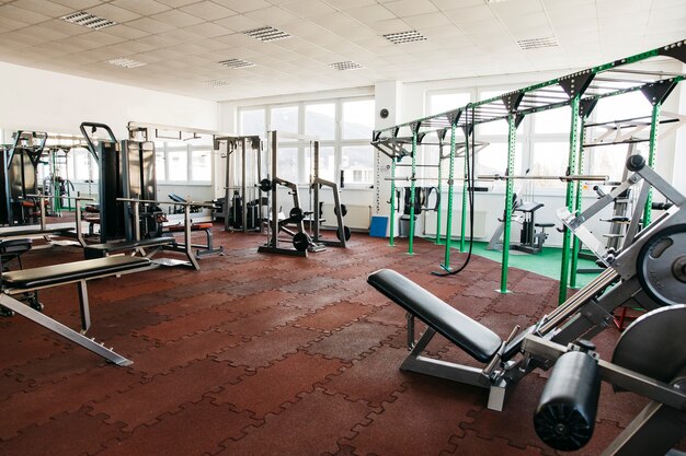 Bodegón de equipamiento de gimnasio