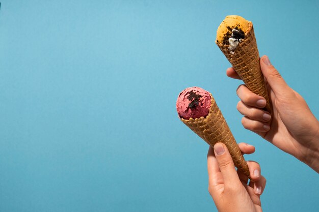 Bodegón de galletas y helado