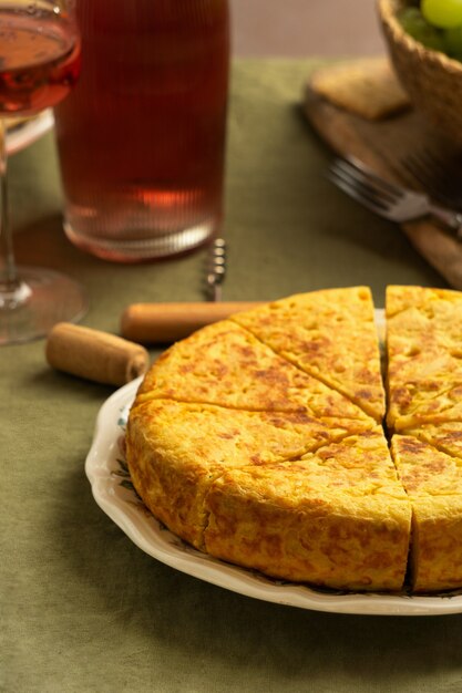 Bodegón de tortilla española de patata