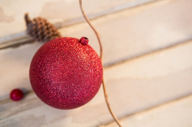 Bola roja de navidad