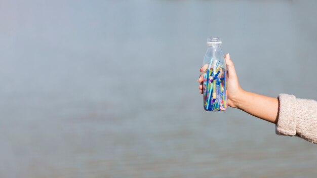 Botella de espacio de copia con pajita de plástico