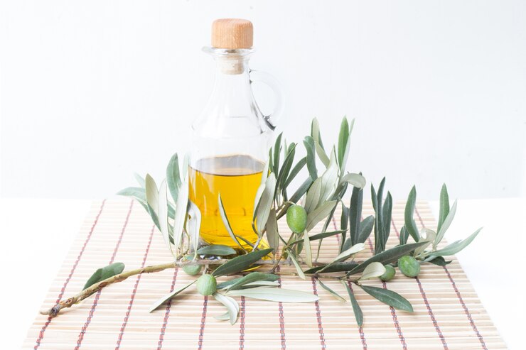 Botella de vidrio de aceite de oliva.