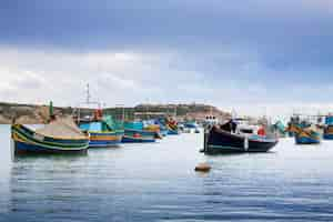 Foto gratuita botes de pesca