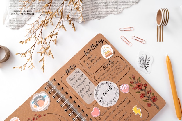 Bullet journal planificador de papel con papelería