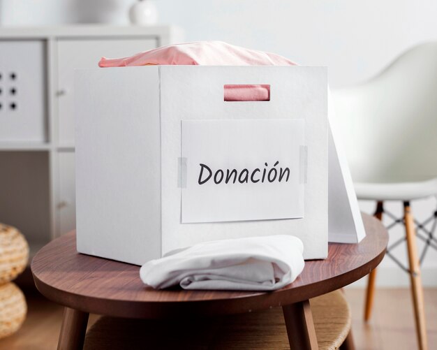 Caja con donaciones