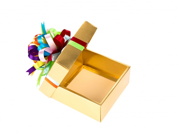 Caja de regalo de oro