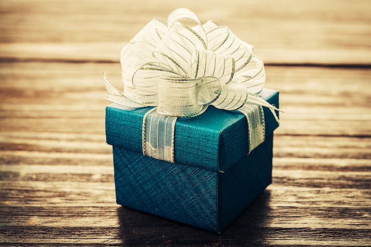 Foto gratuito caja de regalo