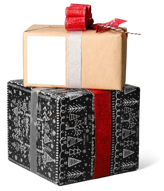 Cajas de regalo sobre fondo blanco.