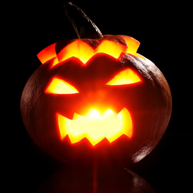 Calabaza de Halloween en fuego