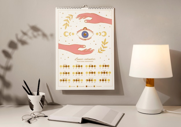 Foto gratuita calendario lunar con lindo dibujo