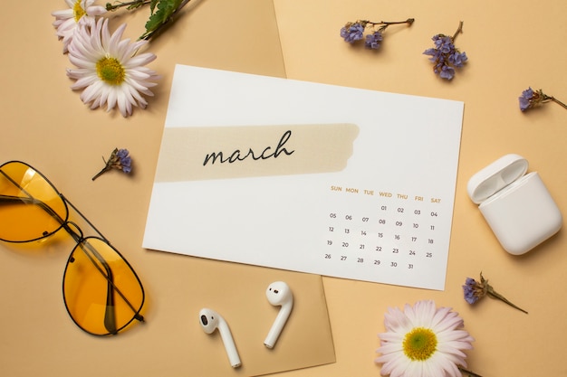 Calendario de mesa con textos en inglés