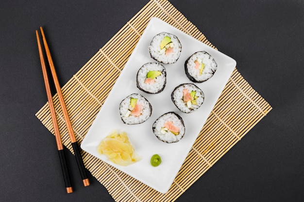 California rolls vistos desde arriba