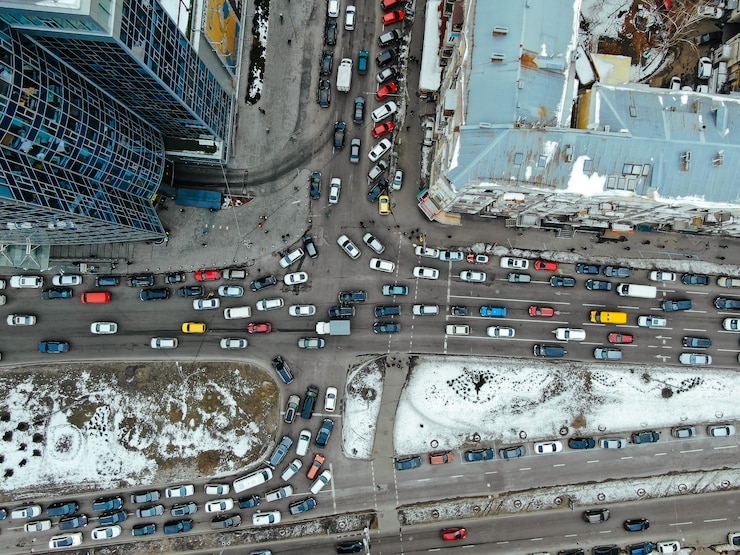 Foto gratuito calle de la gran ciudad a vista de pájaro