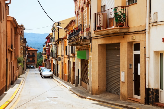 Calle en pueblo catalán. Breda