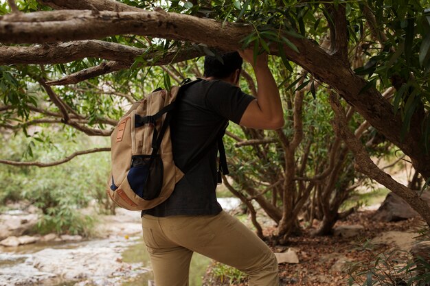 Caminante en la naturaleza