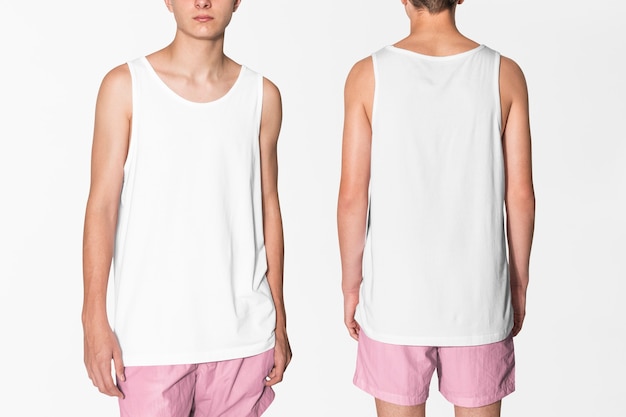 Camiseta sin mangas blanca básica para hombre y pantalón corto rosa, ropa de verano con espacio de diseño.