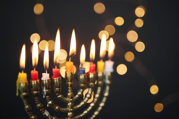 Candelabro de Hanukkah