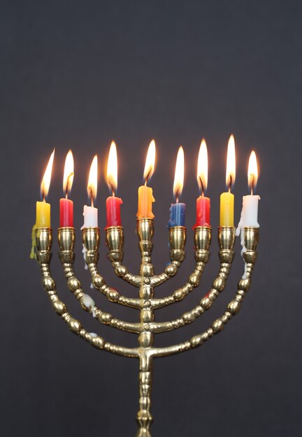 Candelas coloridas, Hanukkah