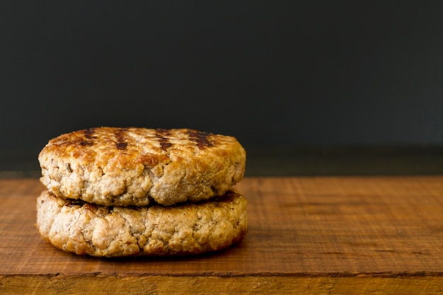 Foto gratuita carne de hamburguesa