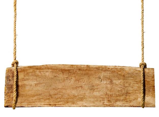 Cartel de madera colgando de una cuerda