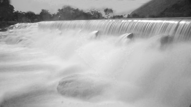 Cascadas río naturaleza larga exposición agua