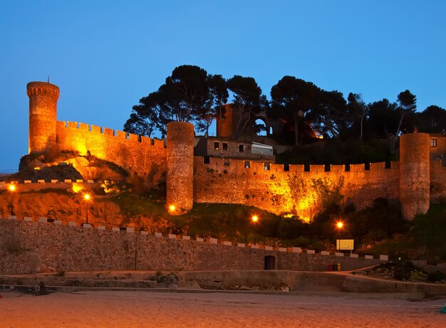 Castillo de Vila Vella. Tossa de Mar en la noche. España