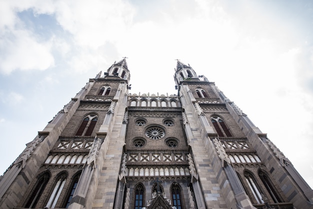 Catedral con dos torreones