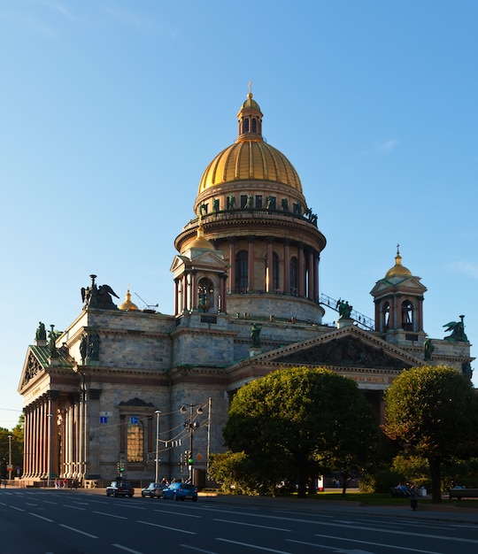 Foto gratuita catedral de san isaac en san petersburgo