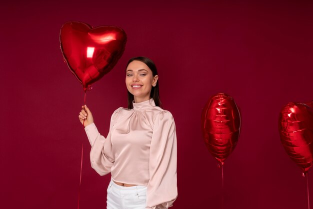 Celebración del día de San Valentín con globos.