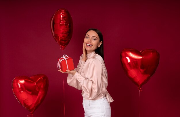 Celebración del día de San Valentín con globos.