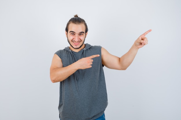 Cerca de joven gesticulando aislado