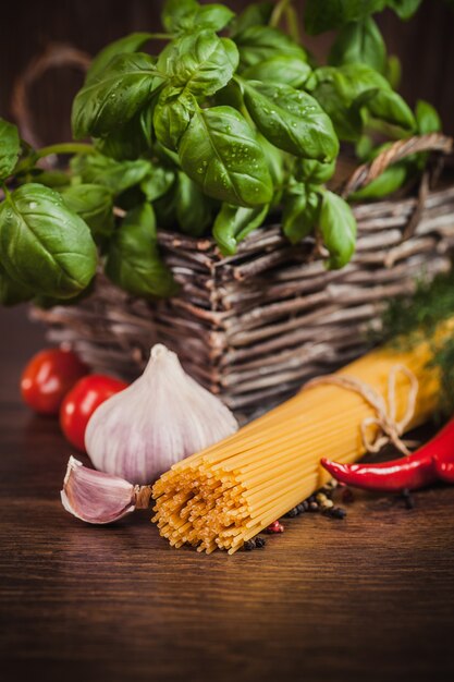 Cerca del paquete de pasta antes de cocinar