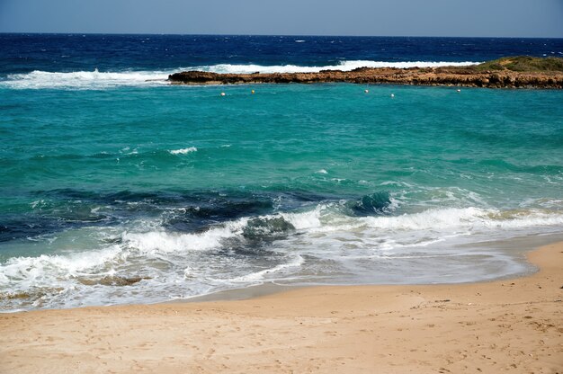 Cerrar paisaje de la orilla del mar