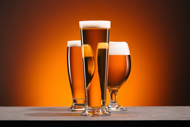 Download Mock up de lata de cerveza | Descargar PSD gratis