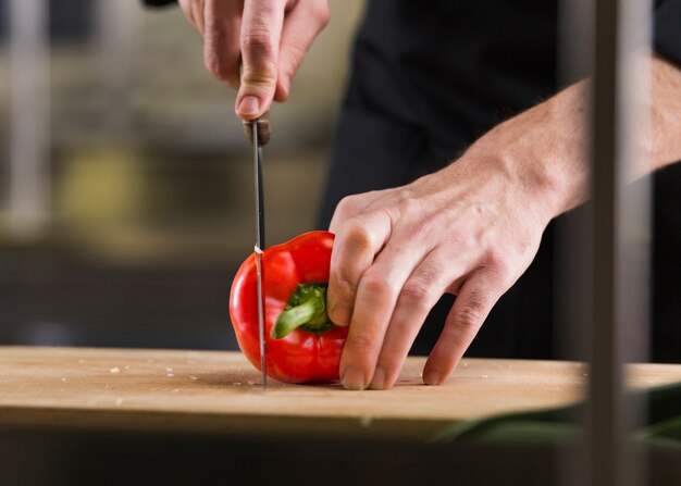 Chef preparando una receta