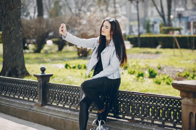 Chica en la ciudad