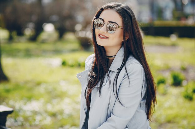 Chica en la ciudad