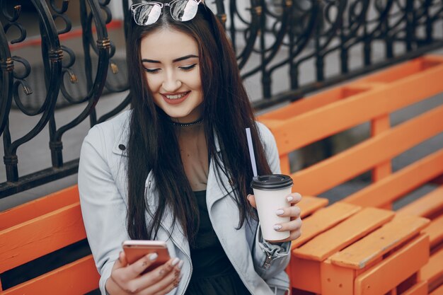 Chica en la ciudad