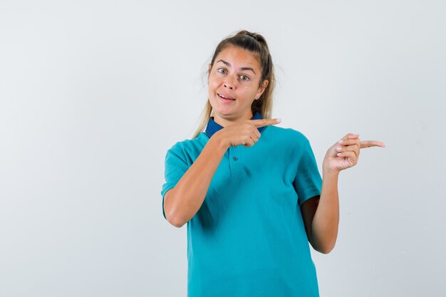 Foto gratuita chica joven expresiva posando en el estudio