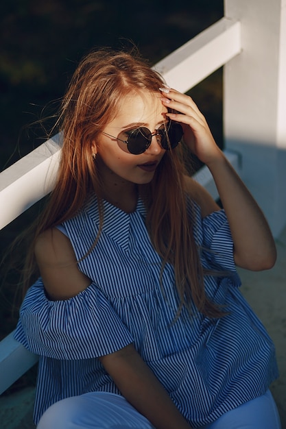 chica en el parque