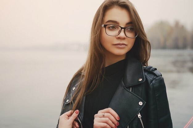 chica en el parque