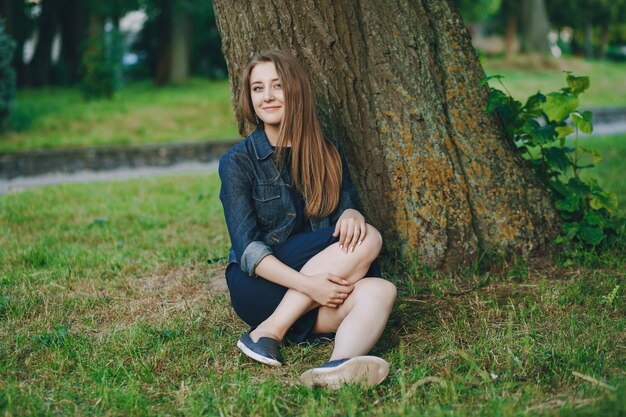 chica en el parque