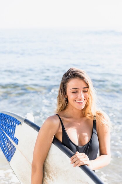 Chica surfer sexy