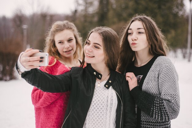 chicas en invierno