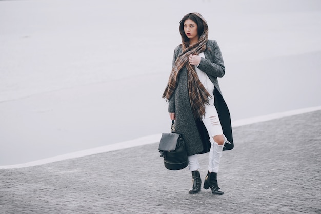 Chicas de moda en la ciudad