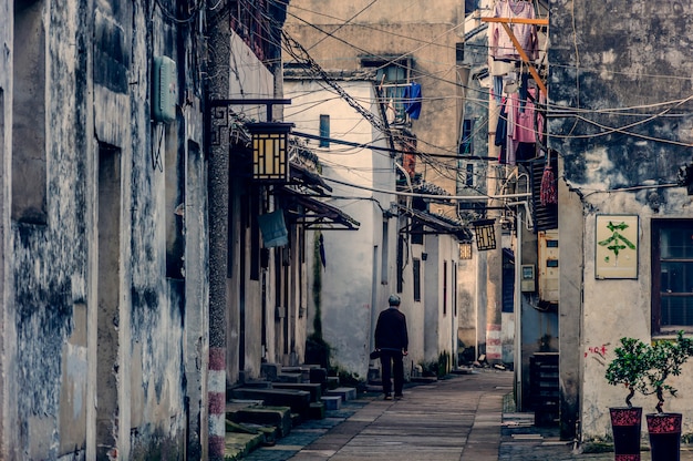 Foto gratuita chino blanco barcos azulejos agua antigua